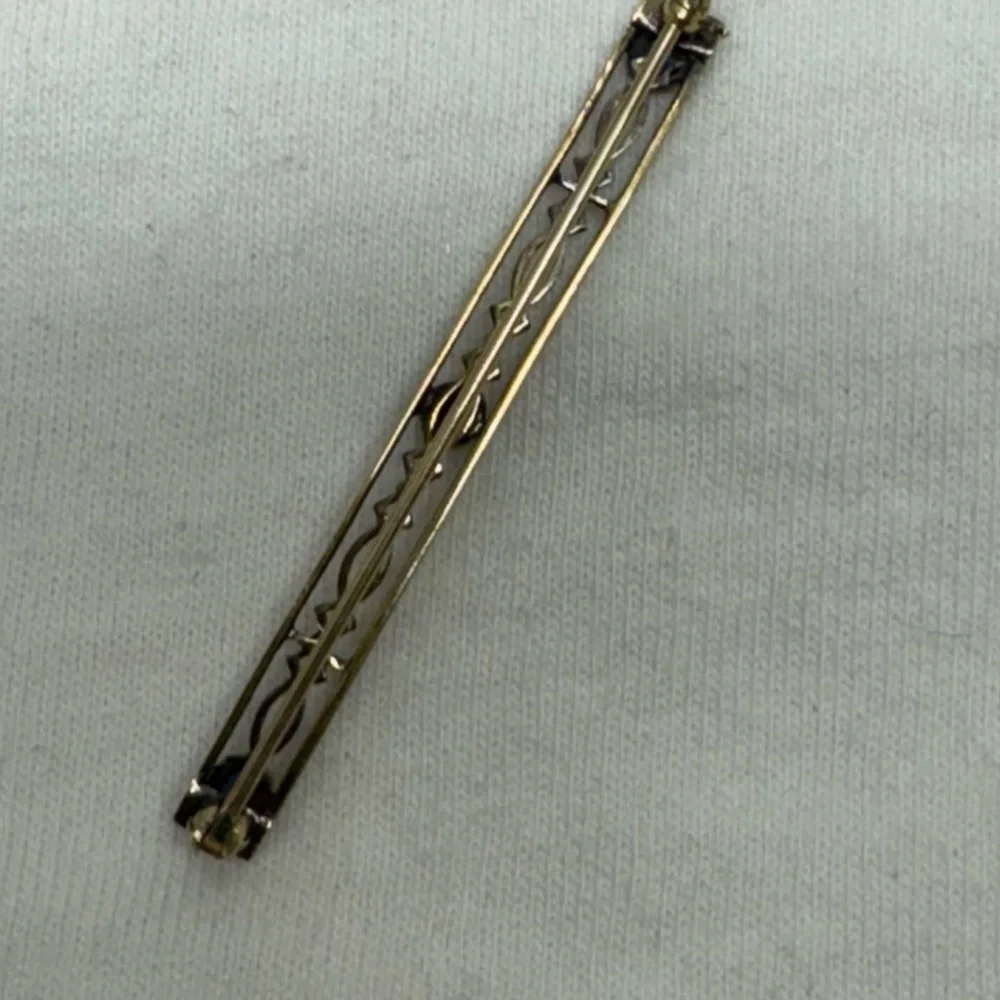 Antique Art Deco Solid 14K Gold and Blue Topaz Bar Pin - Picture 10 of 14
